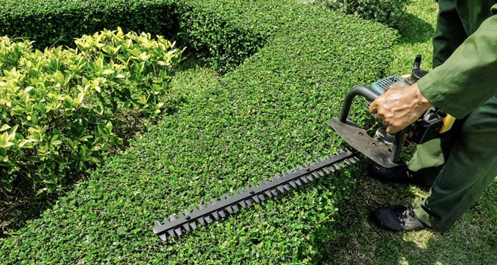 Local lawn mowing service in Hattiesburg, MS - Faulk Lawn Care