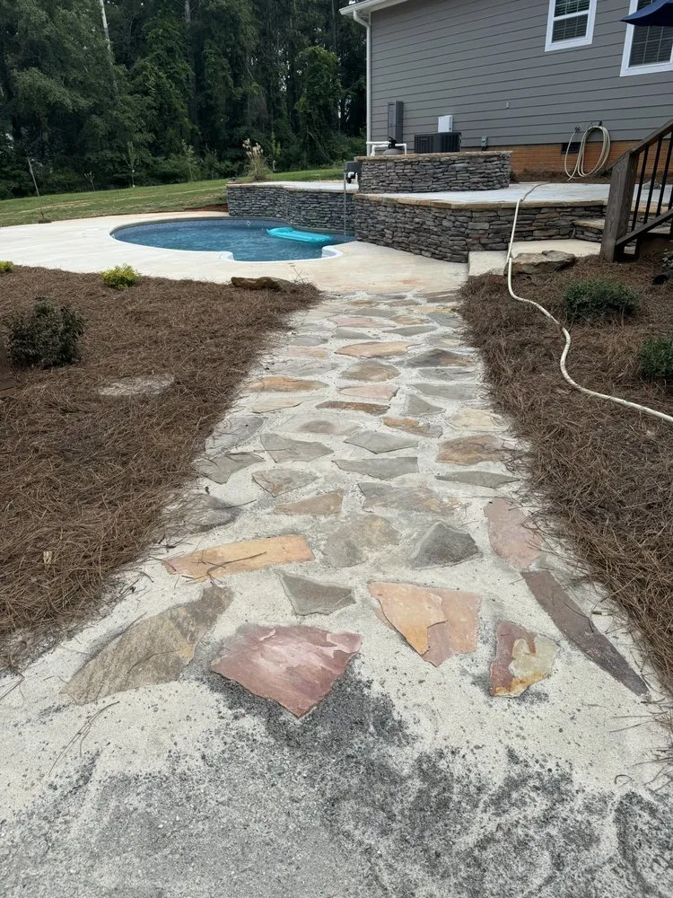 Reliable lawn care service in Pine Mountain, GA by Faulkner’s Landscaping