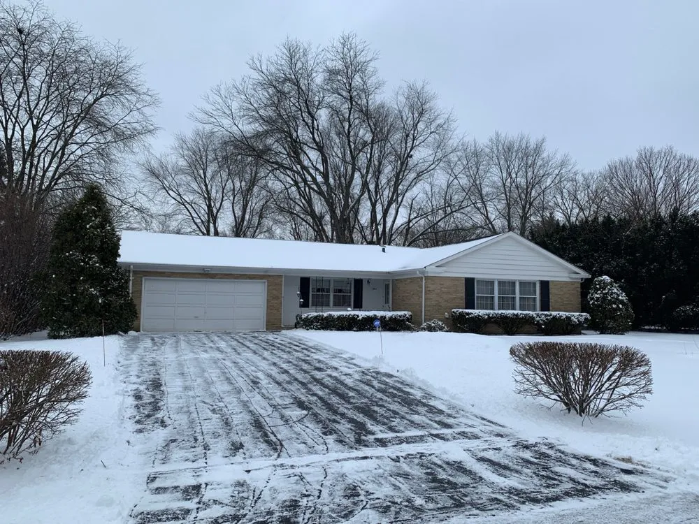 Affordable yard cleanup service experts serving Vernon Hills, IL - Fauscapes Landscaping & Snow Removal