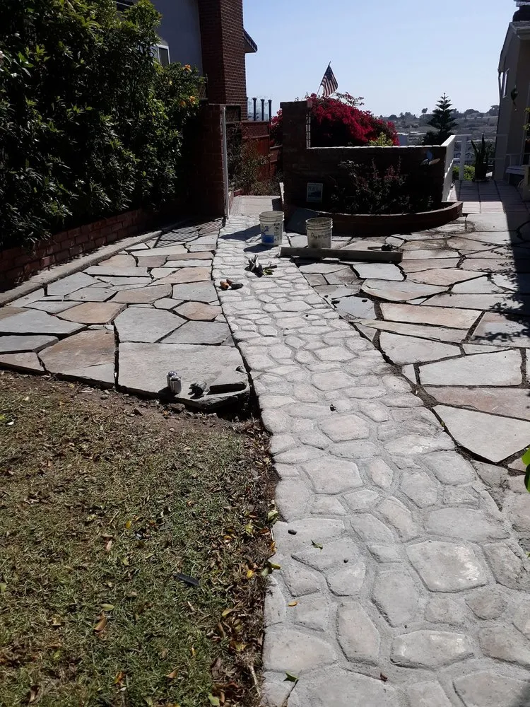Reliable lawn care service in Los Angeles, CA by Favela Masonry & Landscapes