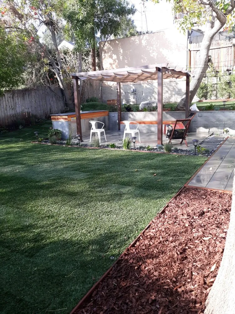 Affordable yard cleanup service experts serving Los Angeles, CA - Favela Masonry & Landscapes