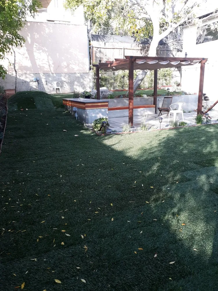 Local garden landscaping experts serving Los Angeles, CA - Favela Masonry & Landscapes