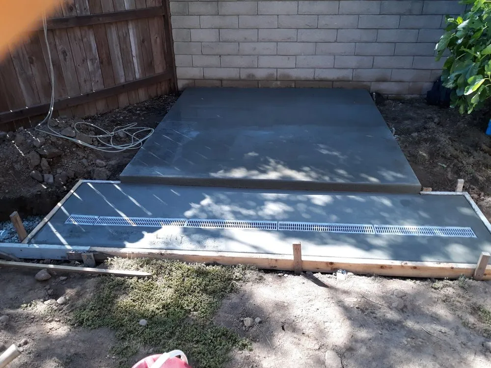 Trusted residential landscaping experts serving Los Angeles, CA - Favela Masonry & Landscapes