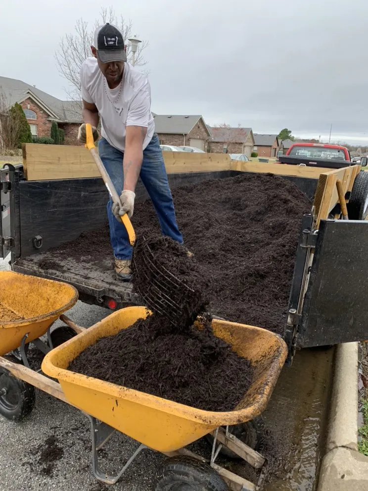 Custom garden landscaping in Fayetteville, AR - Fay-Ark Lawn Co.