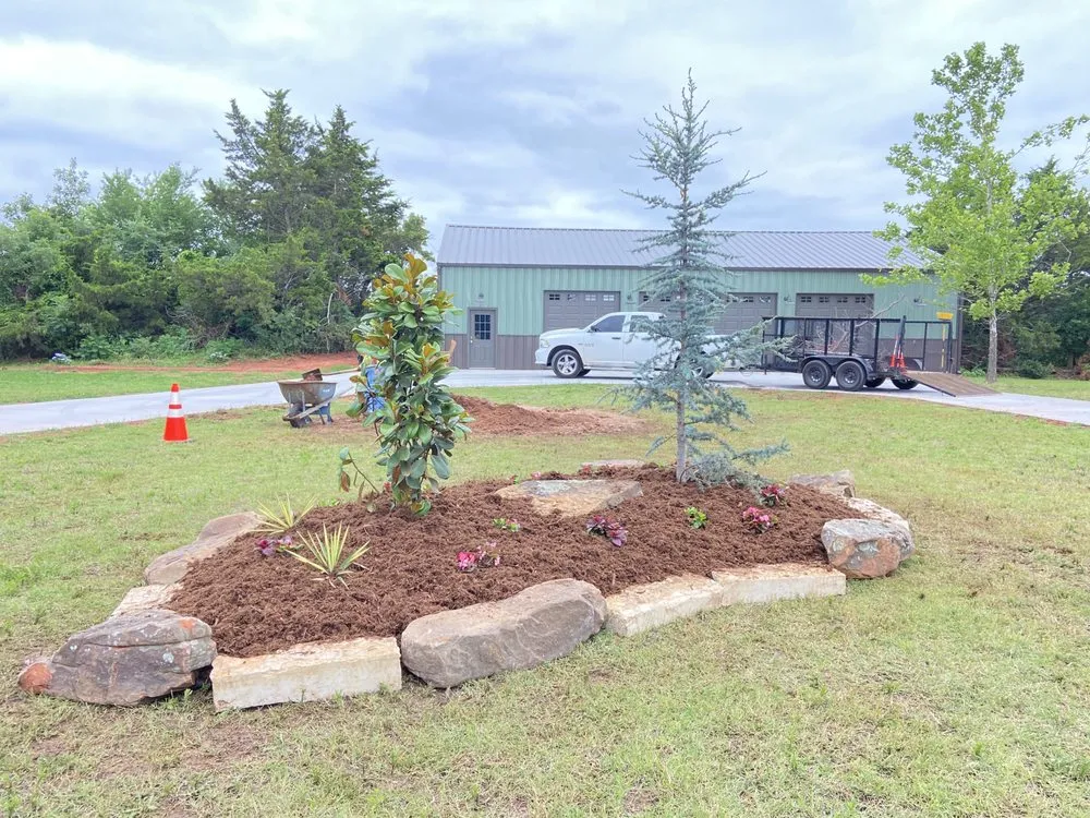 Expert outdoor landscaping for beautiful yards across Moore, OK - Fco Great Landscaping