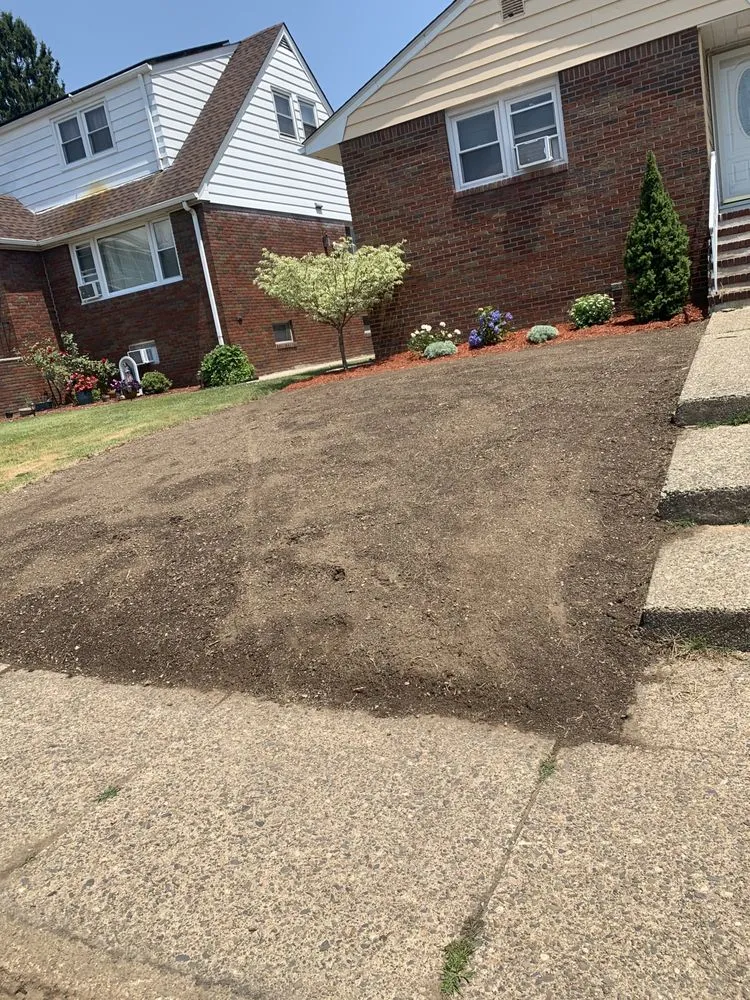 Professional yard maintenance in Paterson, NJ by F&E Garden Maintenance