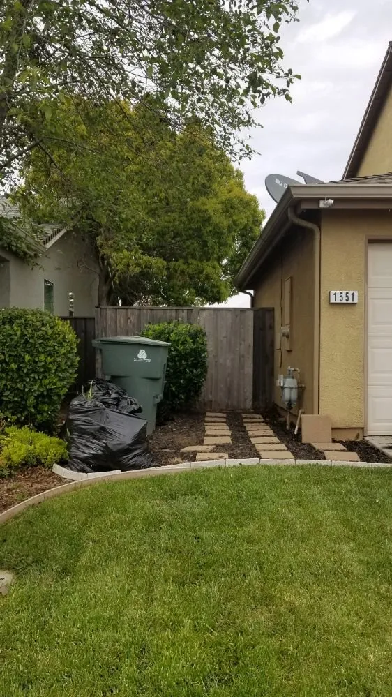 Professional garden landscaping in Sutter, CA - Feather River Lawn Maintenance