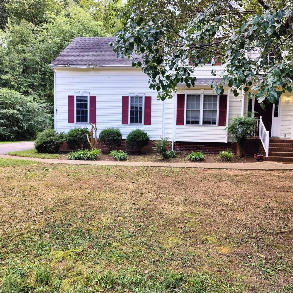 Trusted yard cleanup service in Richmond, VA - Feather'd Touch