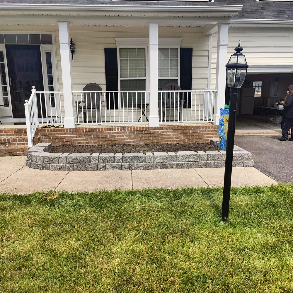 Custom residential landscaping experts serving Richmond, VA - Feather'd Touch