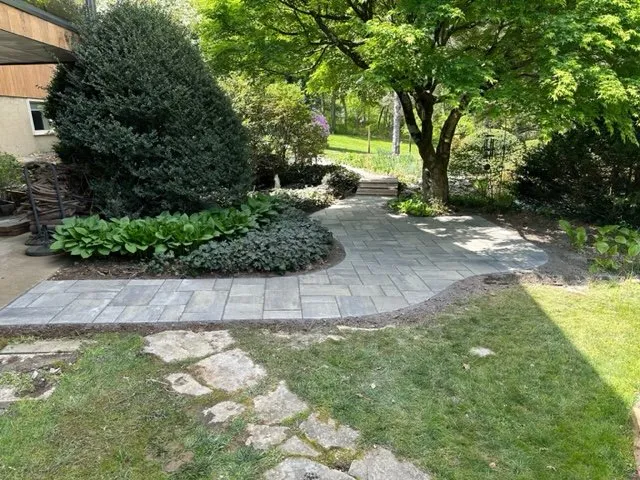 Expert residential landscaping in Newark, DE by Federico Alvarez Landscaping
