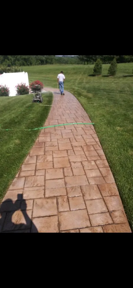 Reliable landscape design in Newark, DE by Federico Alvarez Landscaping