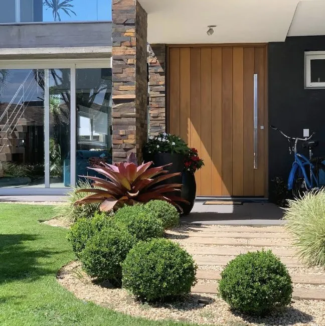 Affordable lawn mowing service in Davis, CA by Fedrizzi Landscape Design