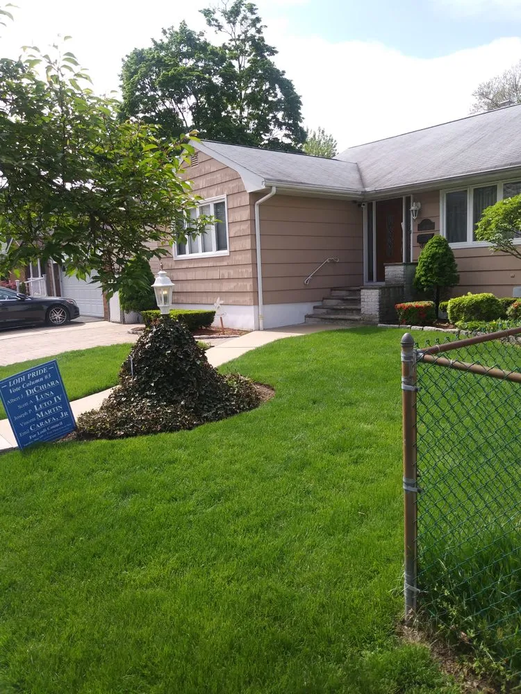 Expert yard maintenance experts serving Garfield, NJ - Feed Ur Lawn