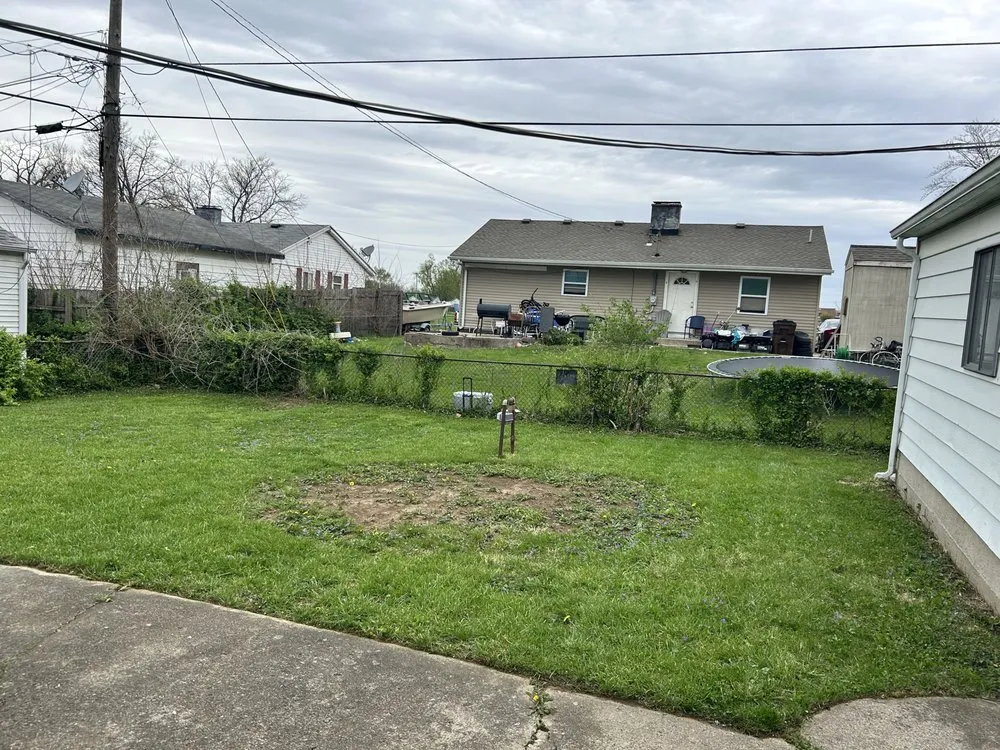 Professional yard maintenance in Dayton, OH - Feels Like Home Lawn and Landscaping Services