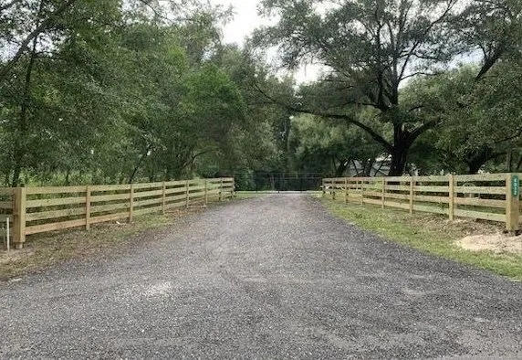 Top-rated garden landscaping in Wildwood, FL by Feeney Fencing & Services