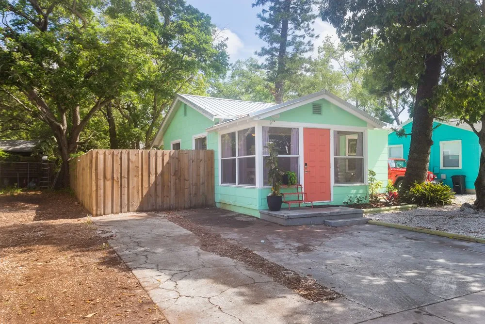 Top-rated yard maintenance in Wildwood, FL by Feeney Fencing & Services