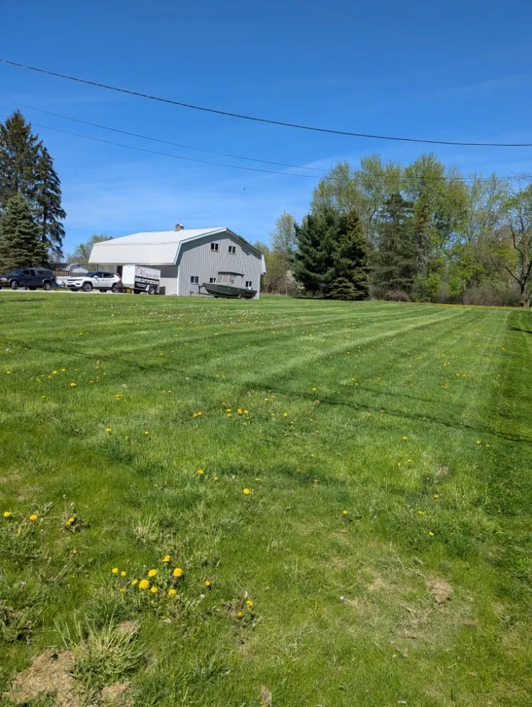 Local yard maintenance with custom design in Akron, OH by Feiteira's Landscaping