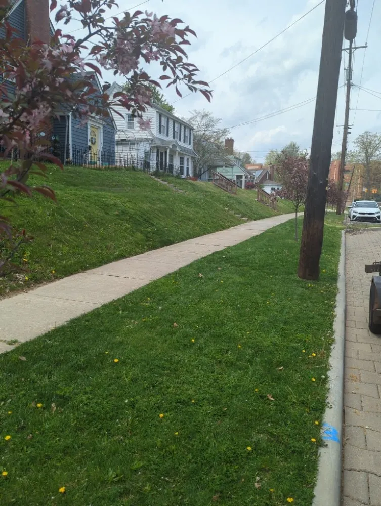 Reliable outdoor landscaping in Akron, OH - Feiteira's Landscaping