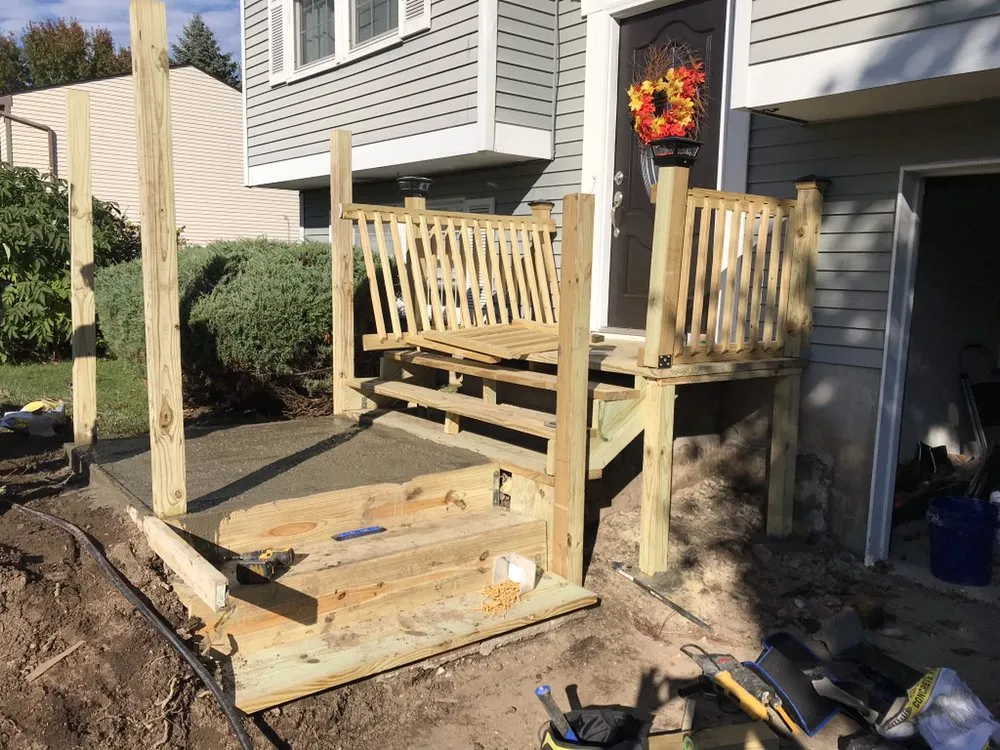 Affordable residential landscaping for residential properties in Syracuse, NY by Feliciano Landscape