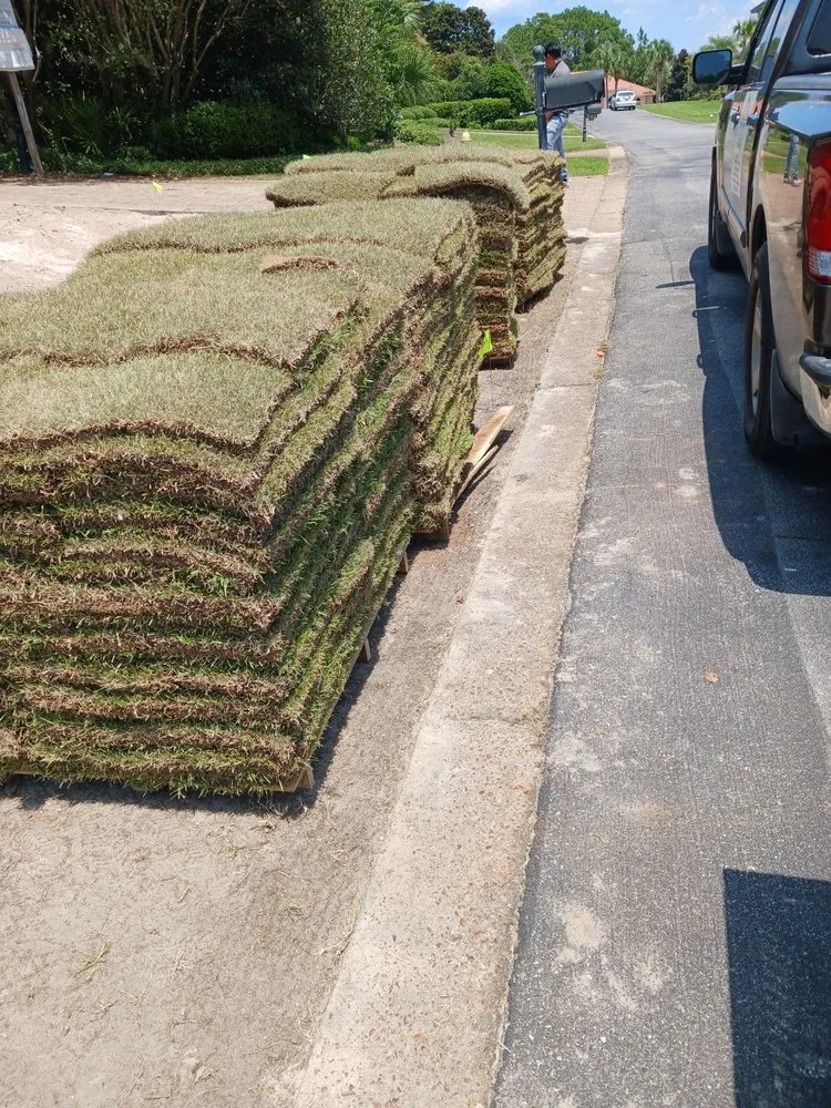 Expert yard maintenance in DeFuniak Springs, FL - Felipe Lopez Lanscaping
