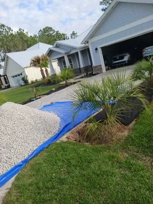 Felipe Lopez Lanscaping