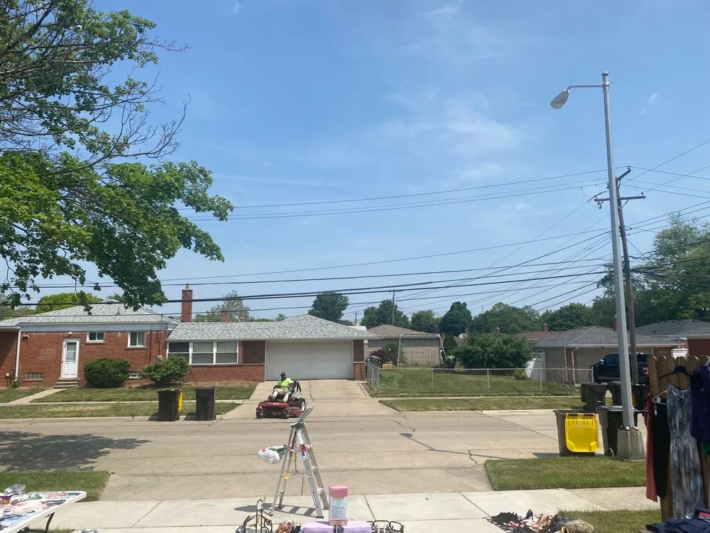 Custom outdoor landscaping in Detroit, MI - Felipe's Complete Lawn Maintenance Service