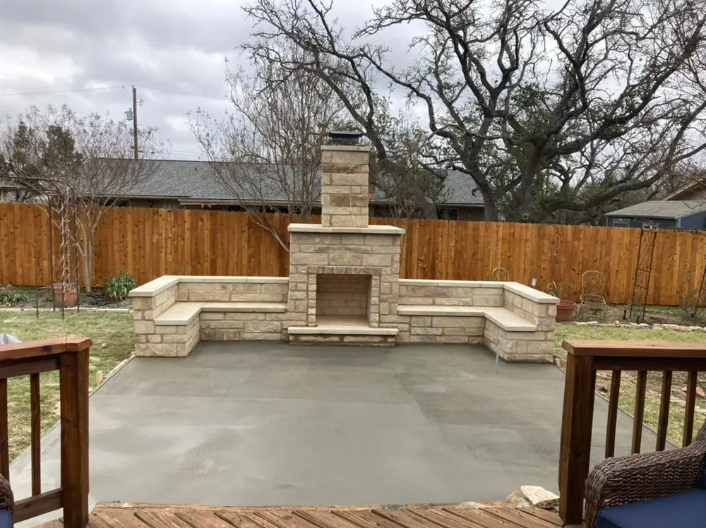 Reliable landscape installation with custom design in Taylor, TX by Felipe’s Landscape & Masonry