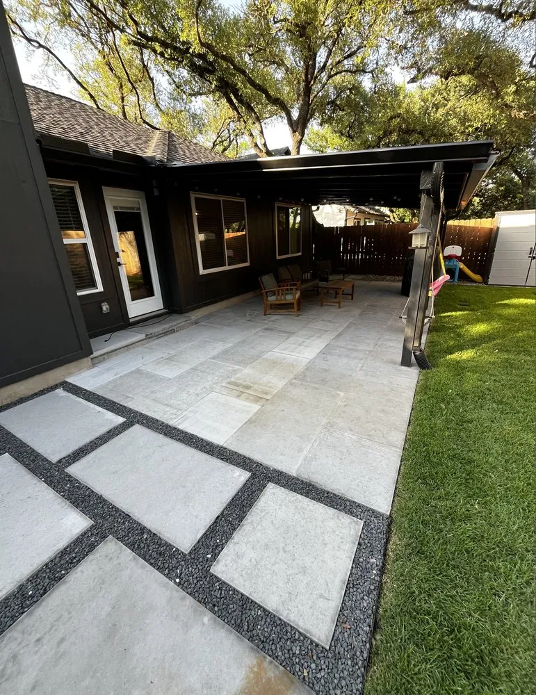 Top-rated lawn mowing service for beautiful yards in Taylor, TX by Felipe’s Landscape & Masonry