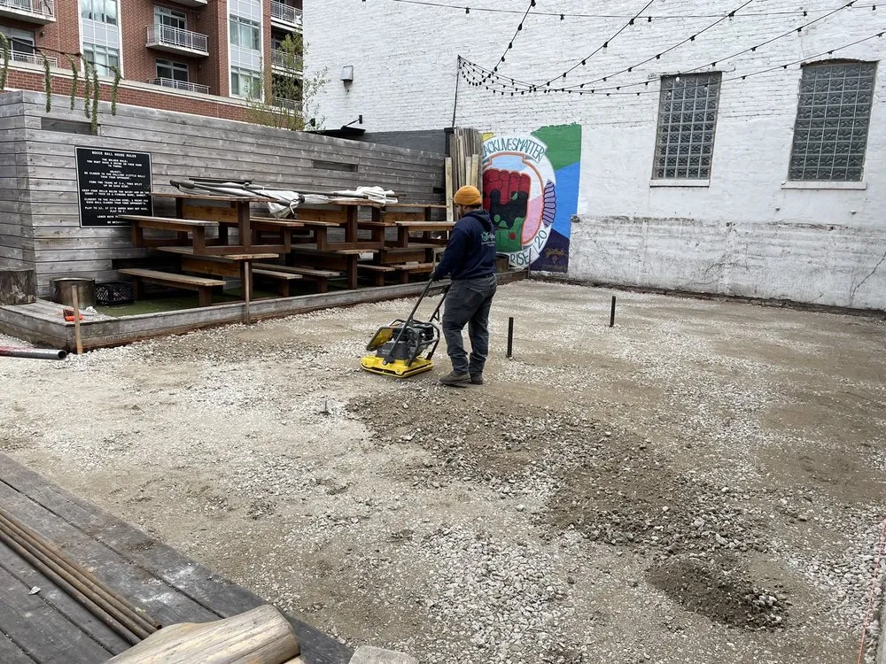 Custom yard cleanup service in Chicago, IL by Felipe’s Lawn Care & Snow Removal Services