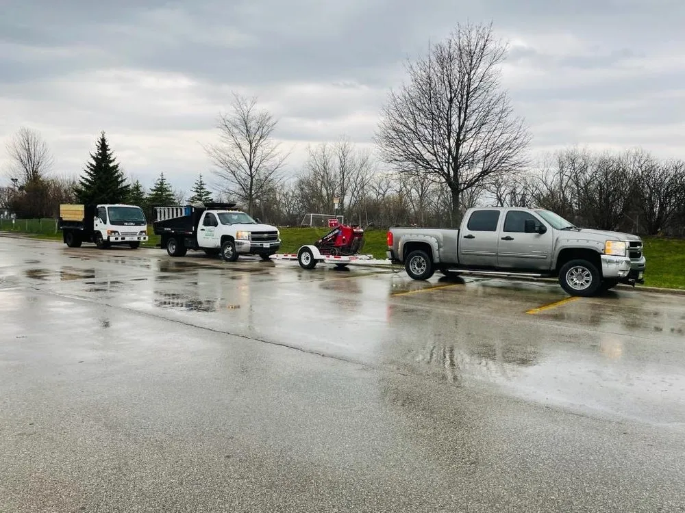 Trusted yard cleanup service for beautiful yards across Chicago, IL - Felipe’s Lawn Care & Snow Removal Services