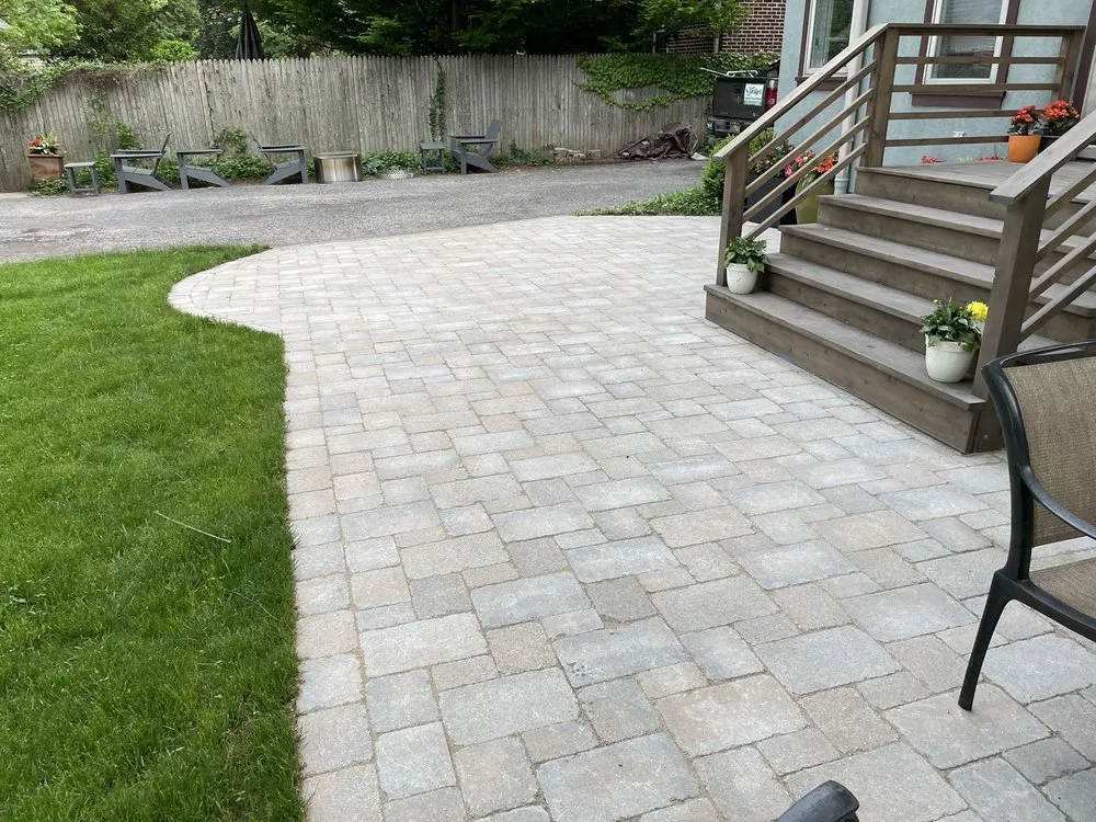 Professional lawn mowing service for homes across Chicago, IL - Felipe’s Lawn Care & Snow Removal Services