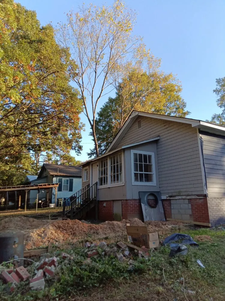 Custom yard cleanup service for homes across Fayetteville, NC - Felix & Son's Management & More