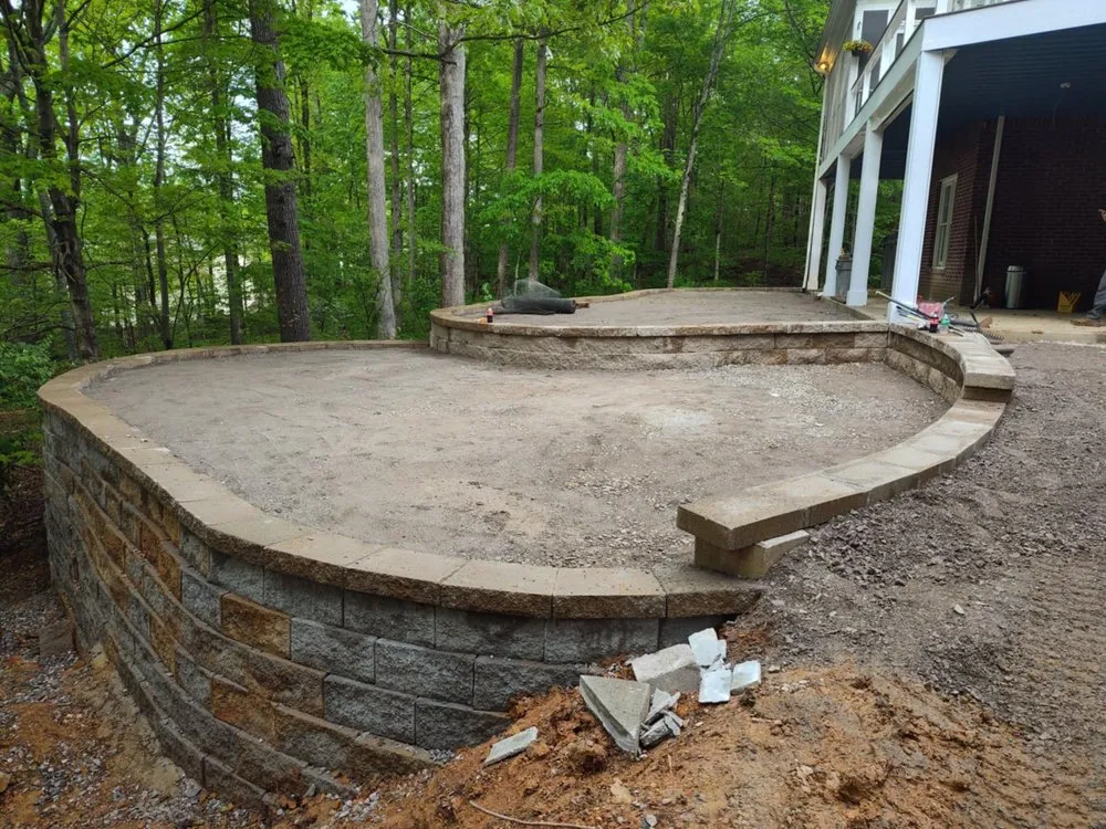 Trusted outdoor landscaping in Lenoir City, TN by Felix General Construction