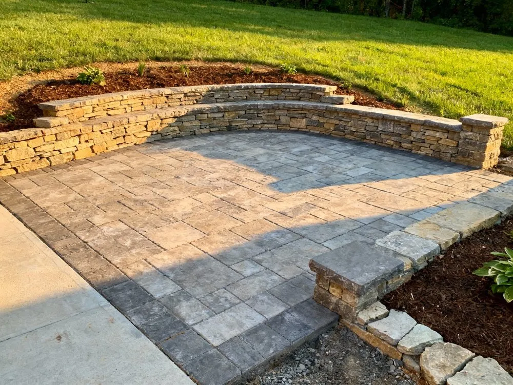 Professional landscape installation experts serving Lenoir City, TN - Felix General Construction