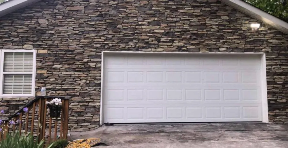 Custom yard cleanup service experts serving Lenoir City, TN - Felix General Construction