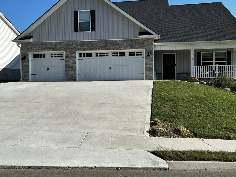 Top-rated landscape design in Lenoir City, TN by Felix General Construction