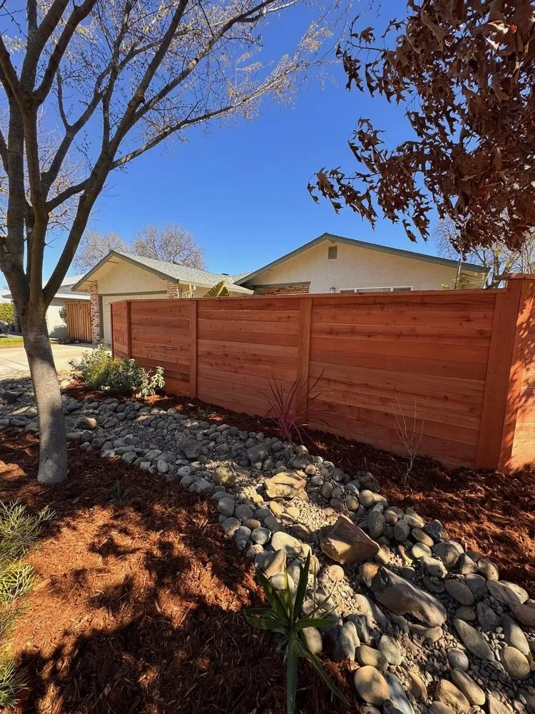 Expert lawn care service in Oakland, CA - Felix landscape fencing