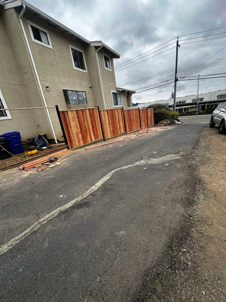 Top-rated outdoor landscaping in Oakland, CA by Felix landscape fencing