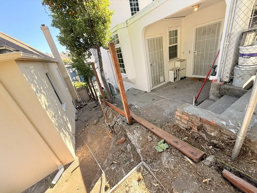 Trusted landscape design near you in Oakland, CA by Felix landscape fencing