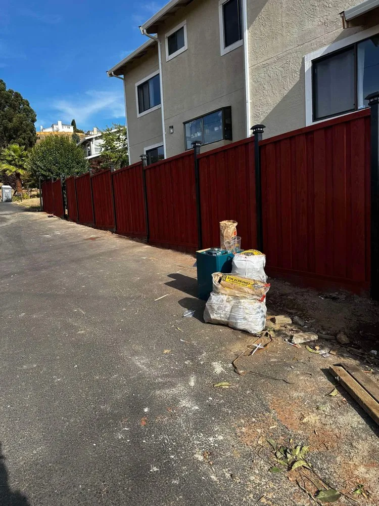 Local garden landscaping for homes across Oakland, CA - Felix landscape fencing