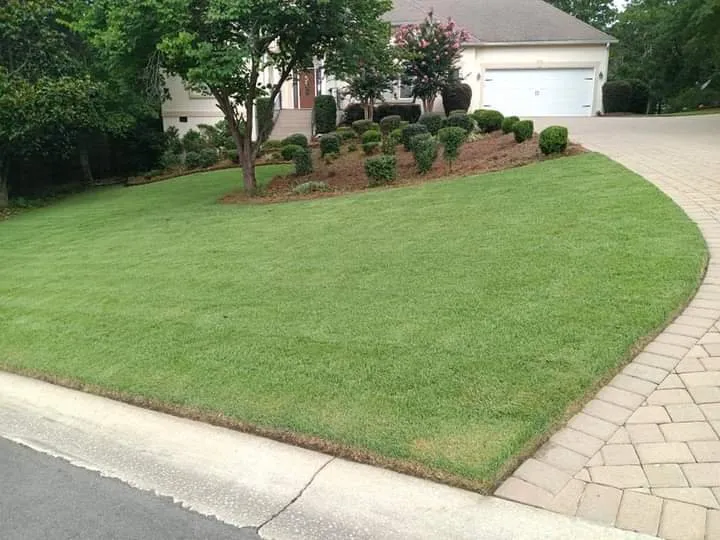 Reliable lawn mowing service with custom design in Warrenville, SC by Felix Landscape Full Service