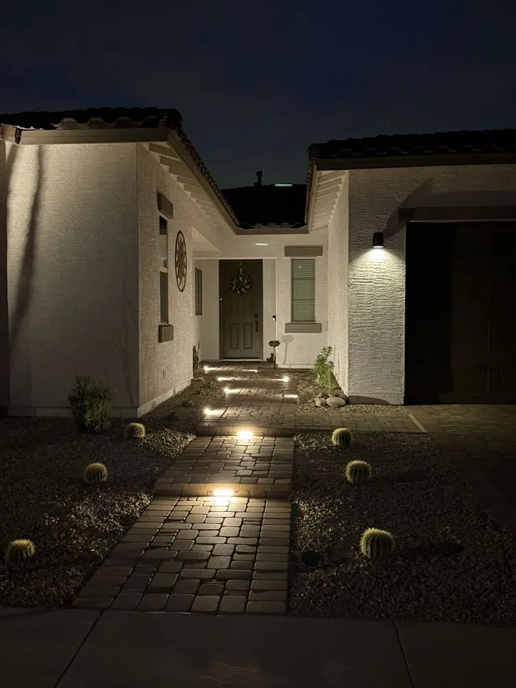 Affordable landscaping services in Phoenix, AZ by Felix Landscape