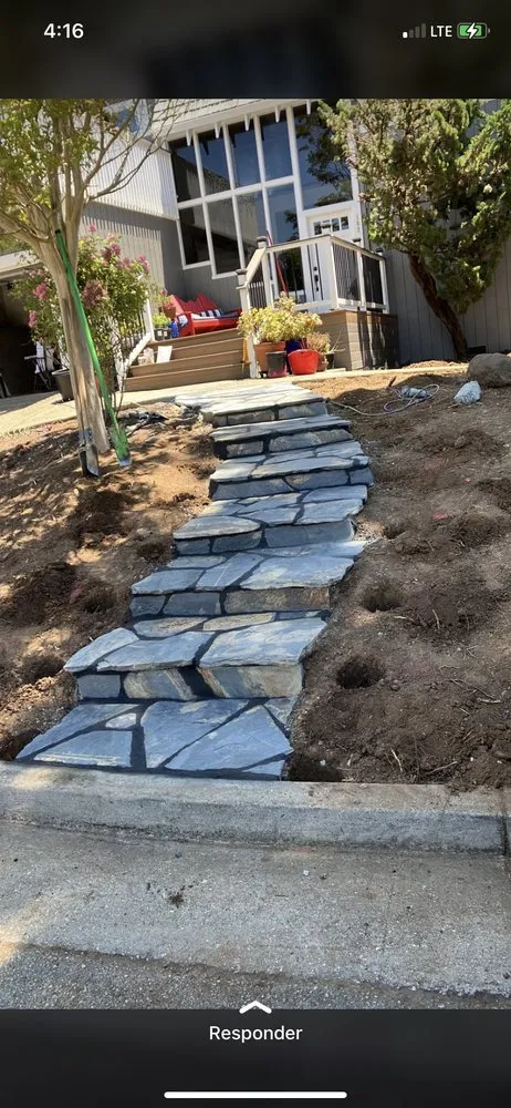 Professional yard cleanup service with custom design across Capitola, CA - Felix landscaping and clean services