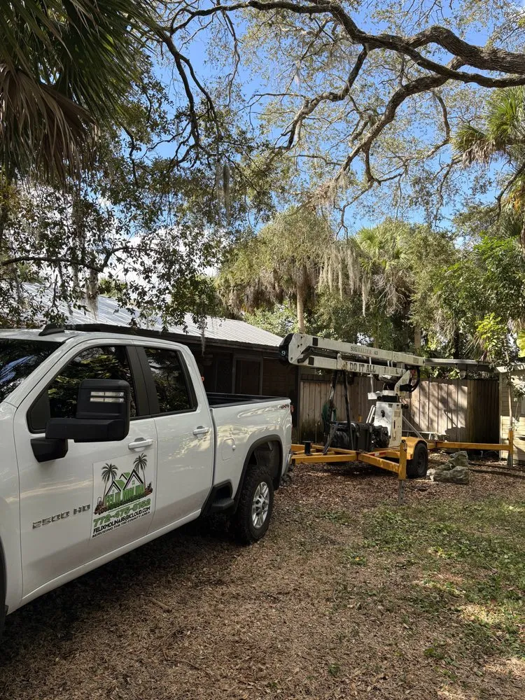 Professional lawn care service in Indiantown, FL by Felix Molina Do All Lawn Maintenance