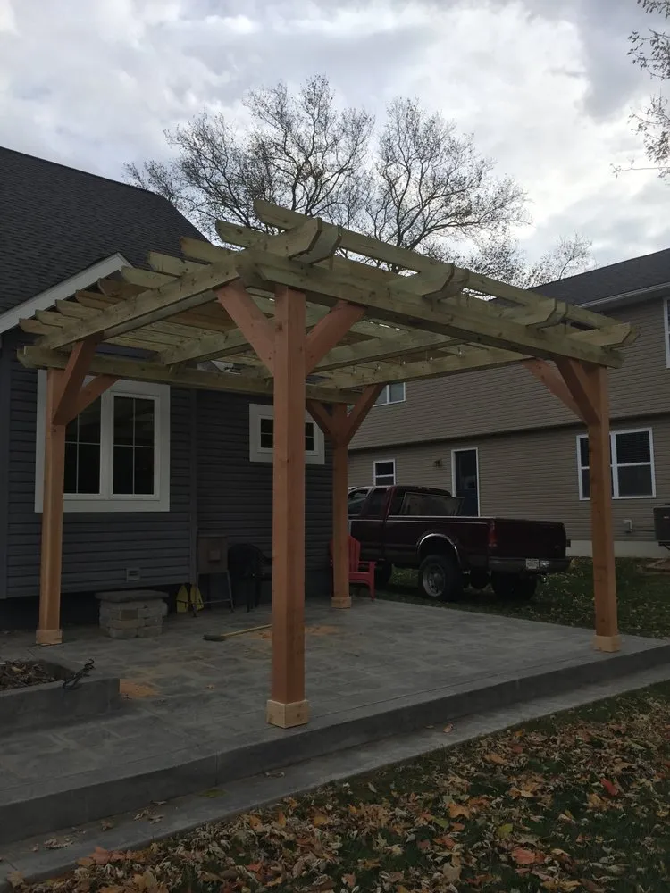 Trusted outdoor landscaping near you in Newark, OH by Felumlee Property Solutions