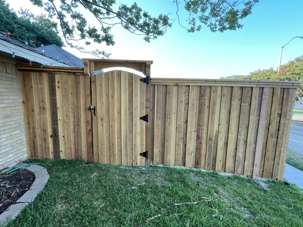Affordable landscaping services experts serving Richardson, TX - Fence & Floral