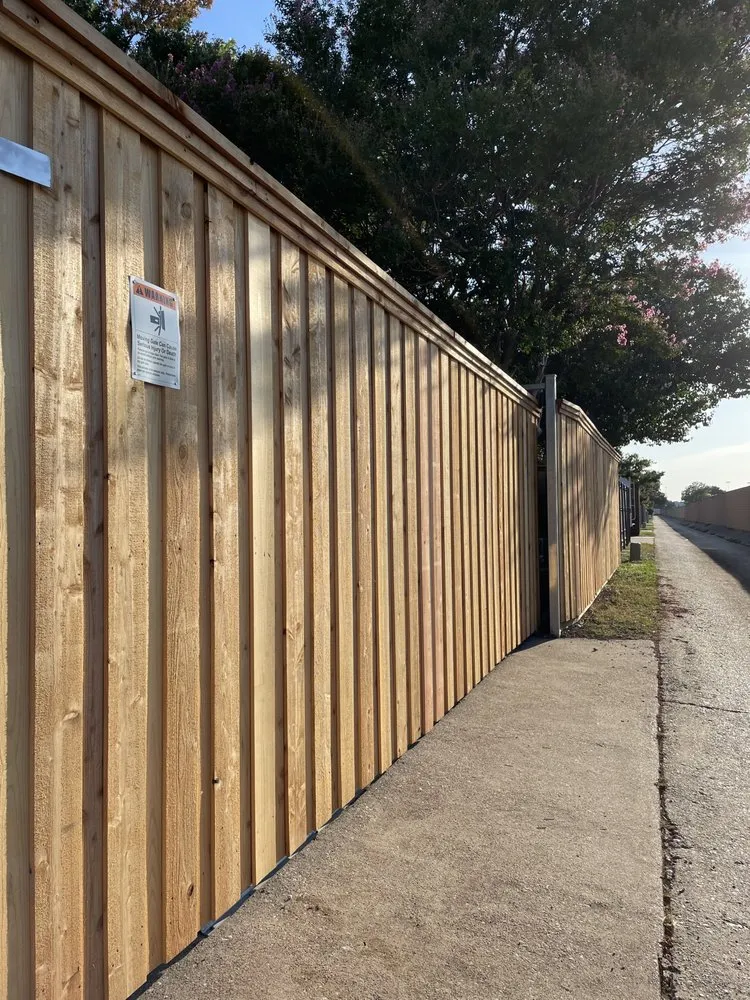 Reliable yard maintenance for residential properties across Richardson, TX - Fence & Floral