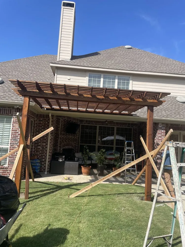 Top-rated yard maintenance for outdoor upgrades across Richardson, TX - Fence & Floral