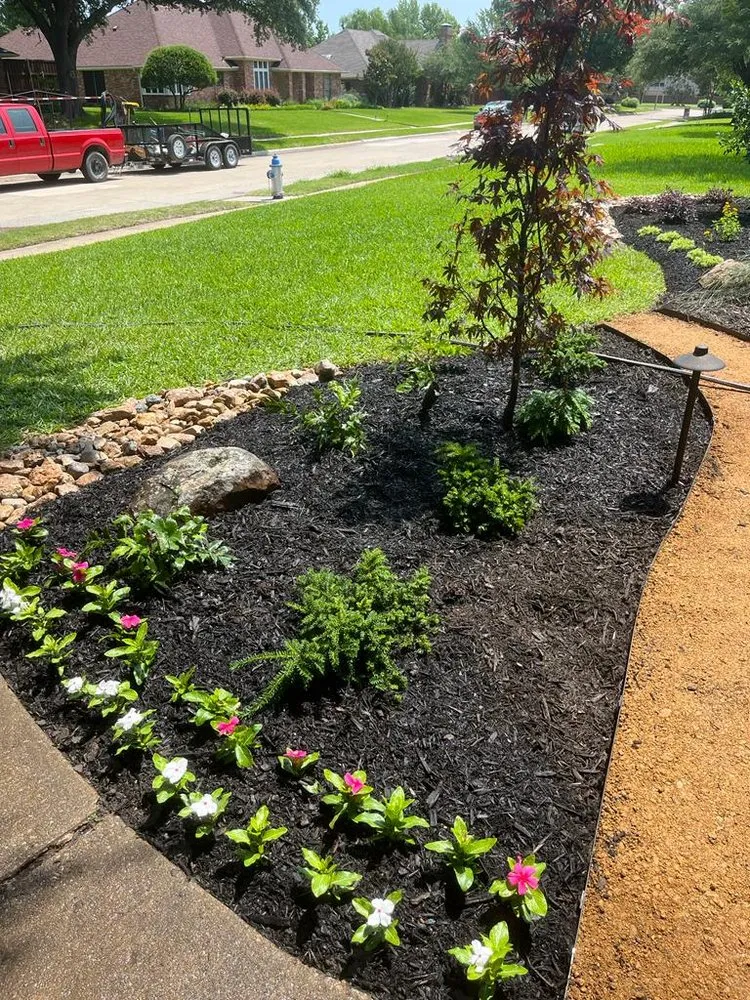 Local garden landscaping in Richardson, TX - Fence & Floral
