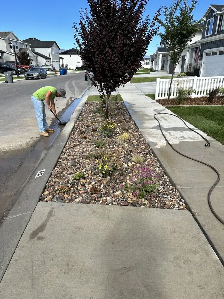 Top-rated yard maintenance in American Fork, UT - Fence 2 Fence Landscaping & Design